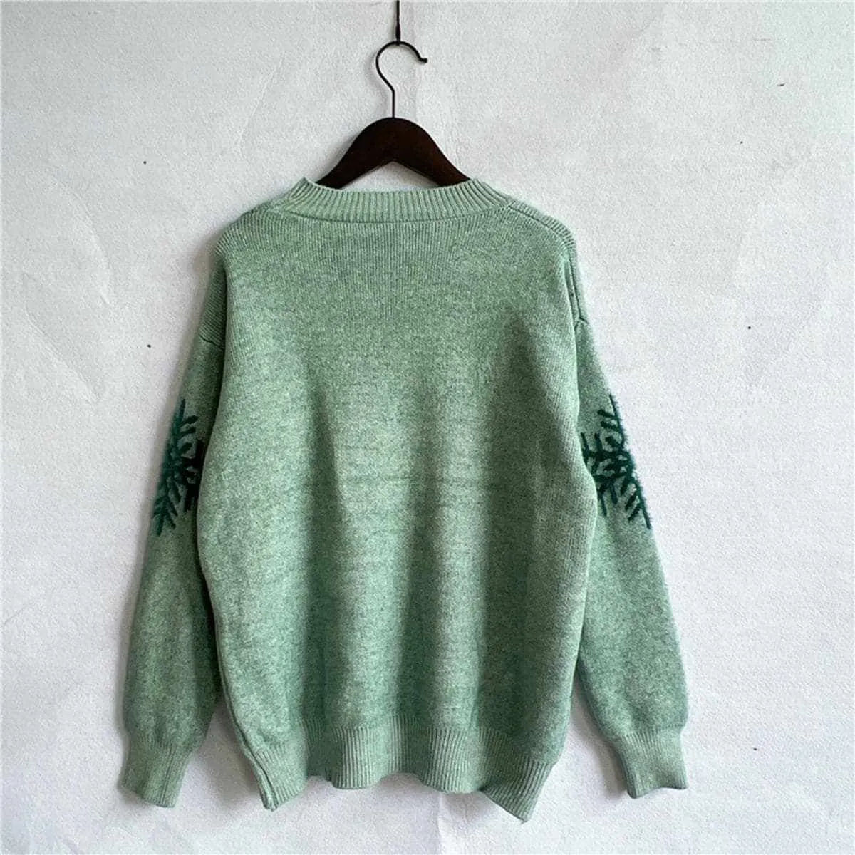 Cozy reindeer knit sweater for winter
